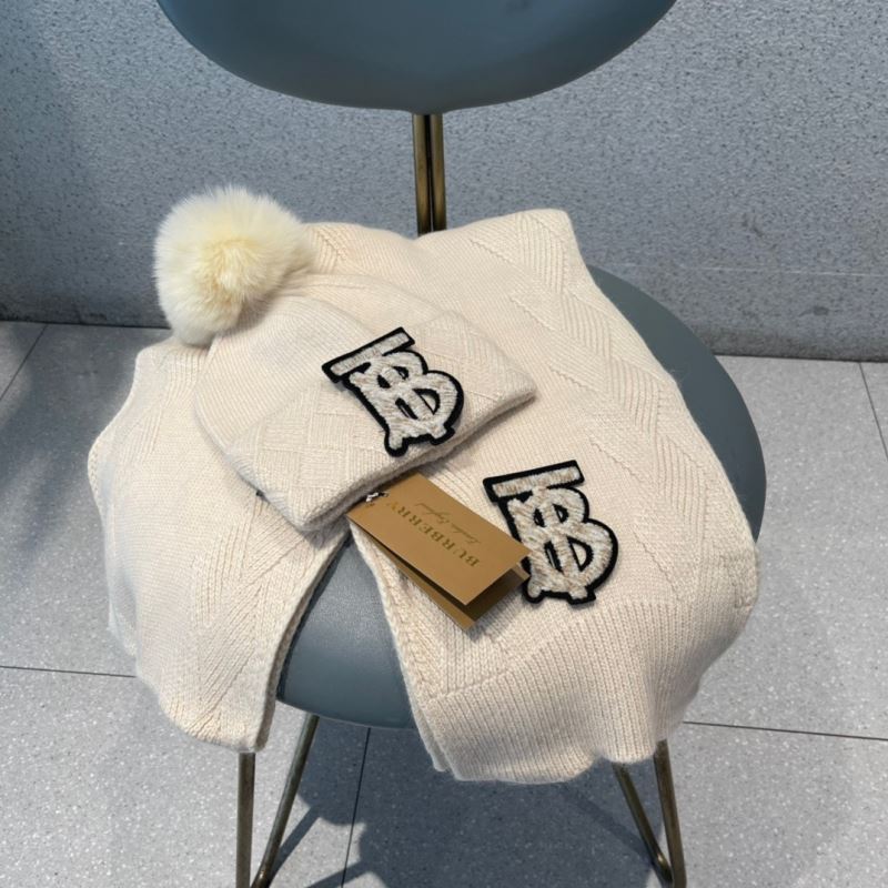 Burberry Caps Scarfs